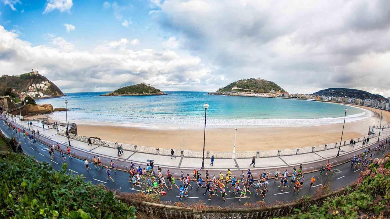 Pension Uzturre San Sebastian Buitenkant foto